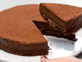 نحوه تهیه پنیر شکلات بدون اجاق گاز