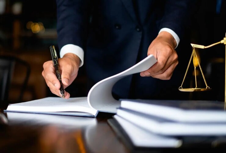 نظرات شخصی در اشتغال دولتی کنترل می شود