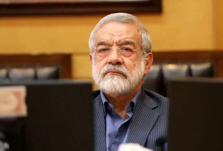 نماینده مجلس: اگر مجازاتی برای حجاب نیست ، زندان را برای سارقان بگیرید!