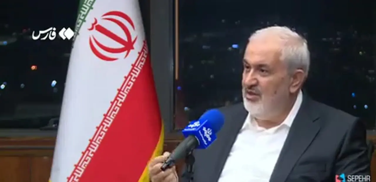 وزیر انرژی: آهنگران وزیر و مراقبان ندارند. برابر با همه