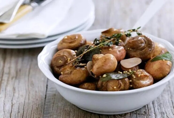 چگونه قارچ با روغن زیتون درست کنیم