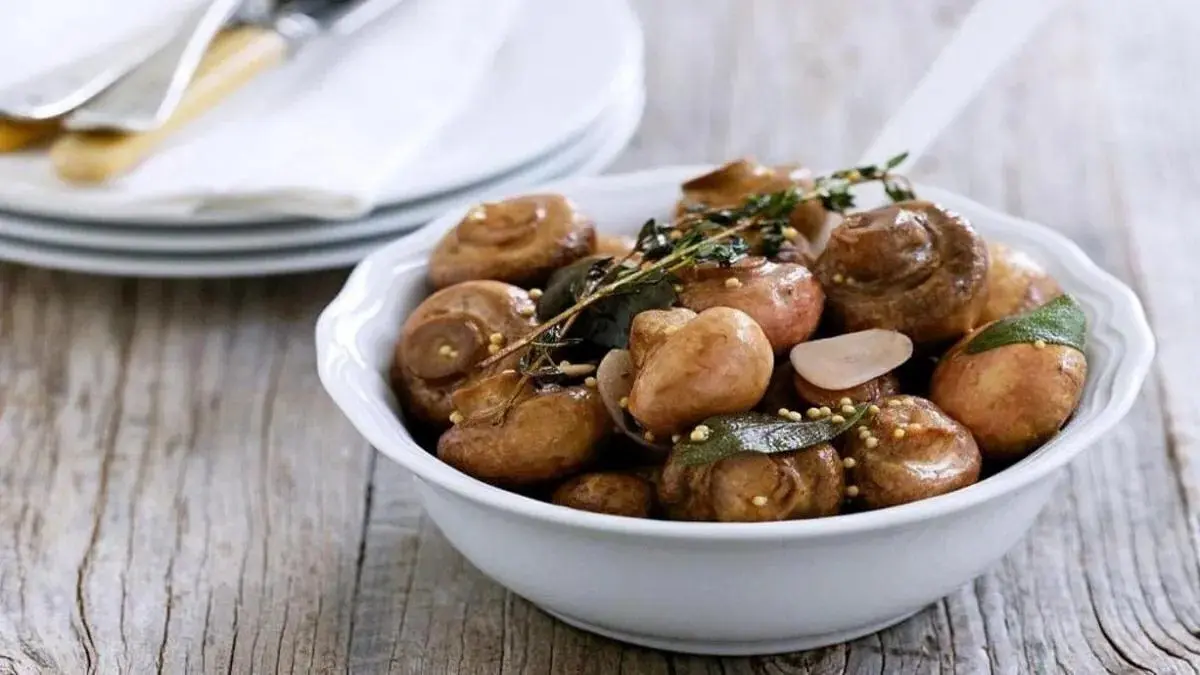 چگونه قارچ با روغن زیتون درست کنیم
