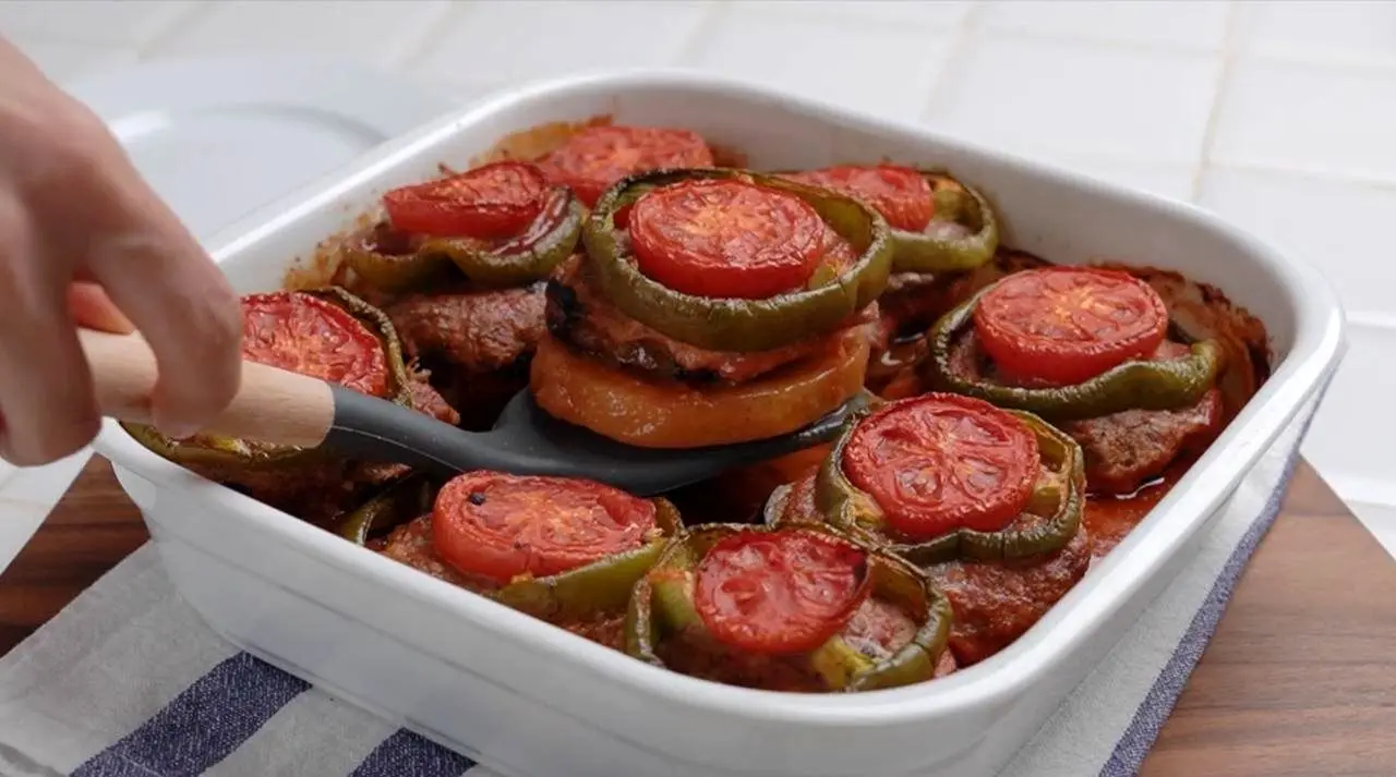 چگونه گوشت و بادمجان بادمجان درست کنیم