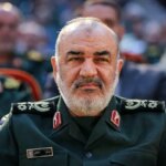 ژنرال بزرگ سلام: چراغ جنگ و جنگ تاریک ما