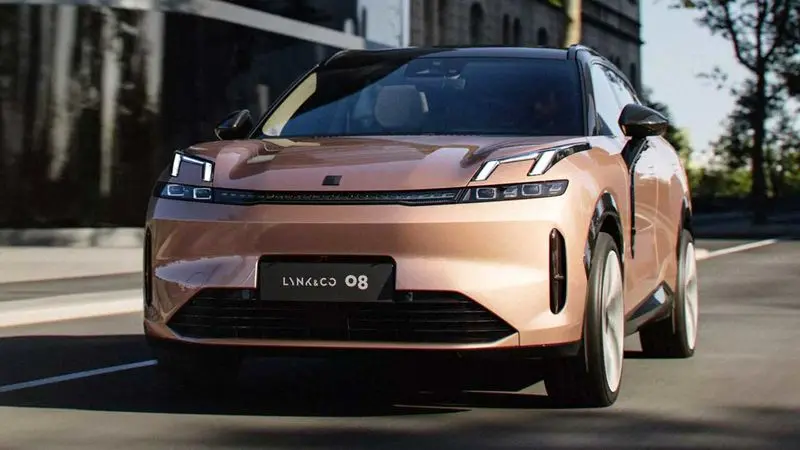 Lynk-Co-08-1