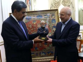 برای دیدن غالیباف مجسمه سردار سلیمانی را به مادورو داد