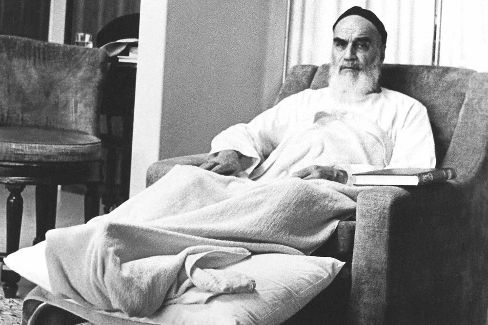 تصاویر دوربین های دوربین مدار بسته از امام خمینی