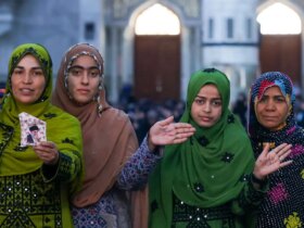 تصاویر متن و حاشیه سخنرانی رهبر انقلابی در سالگرد امام خمینی