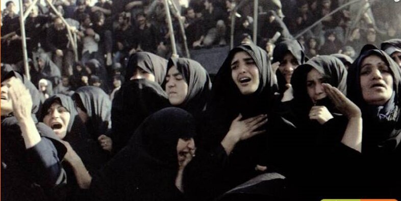 بنیانگذار انقلاب ؛ تا زمانی که ظاهر یک زن از نظر یک زن باشد