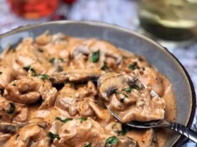 تغذیه مرغ روسی