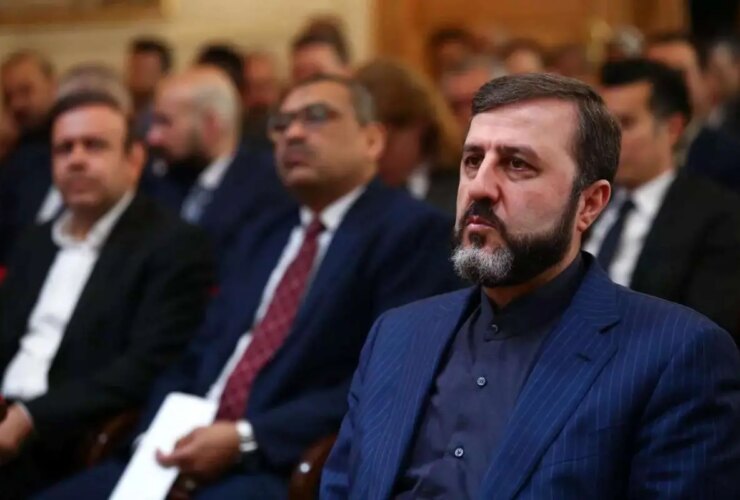 غاریبابادی: چندین کشور در جهان وجود دارد. ایران یکی از این کشورها است