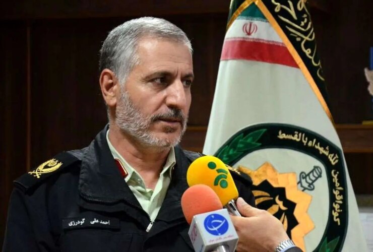 6000 نفر به مقبره های مقدس رفتند