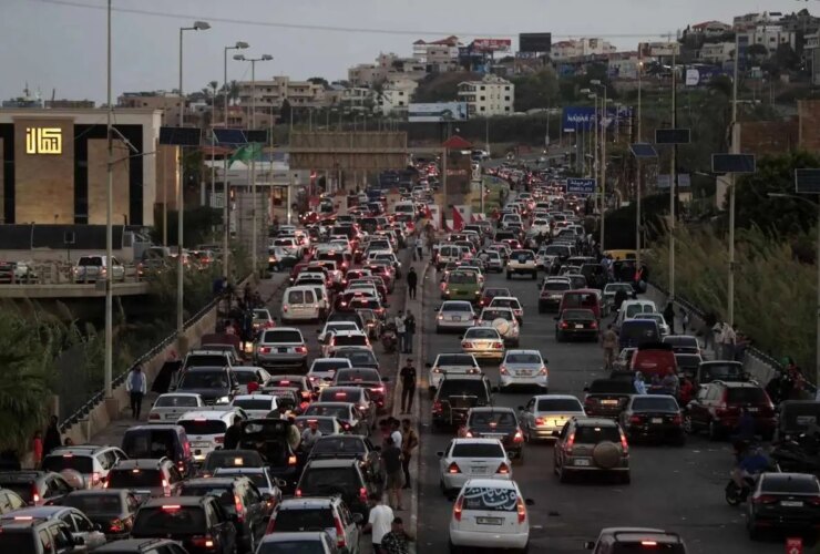 برای دیدن پس از هشدار حمله اسرائیل ، لبنان شروع به فرار کردند