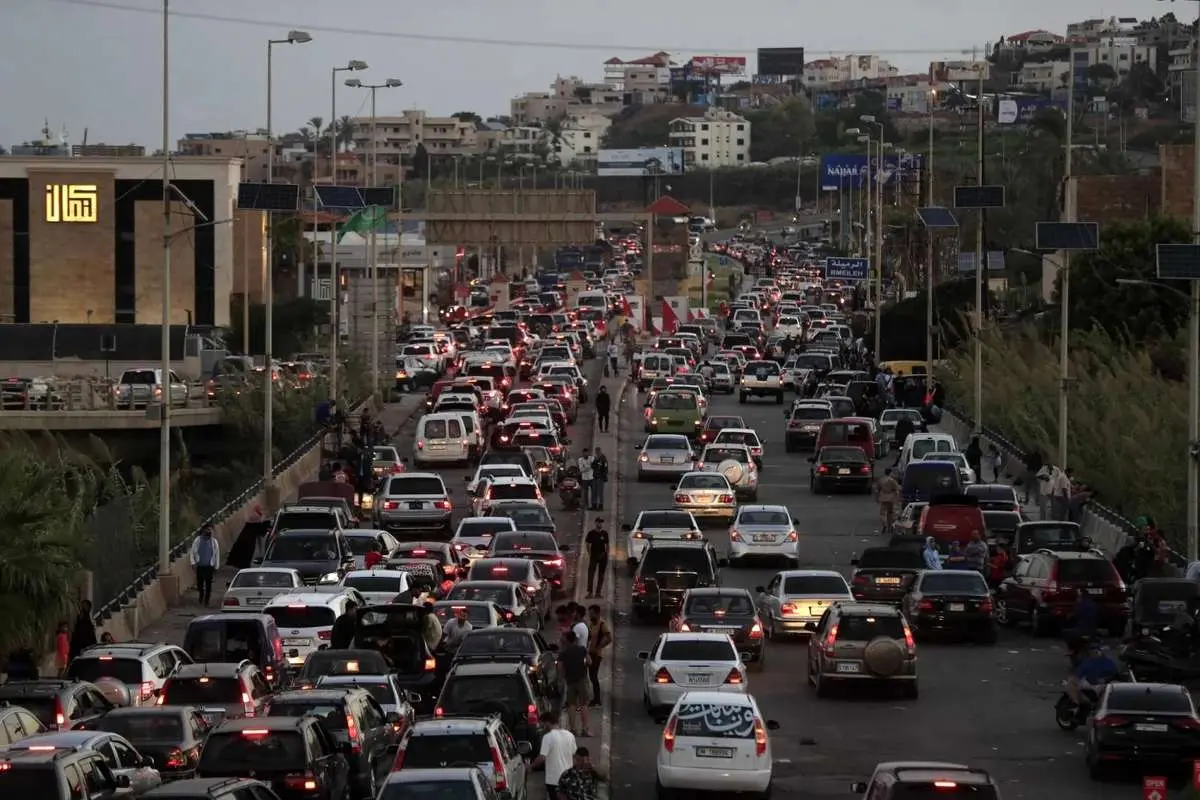 برای دیدن پس از هشدار حمله اسرائیل ، لبنان شروع به فرار کردند