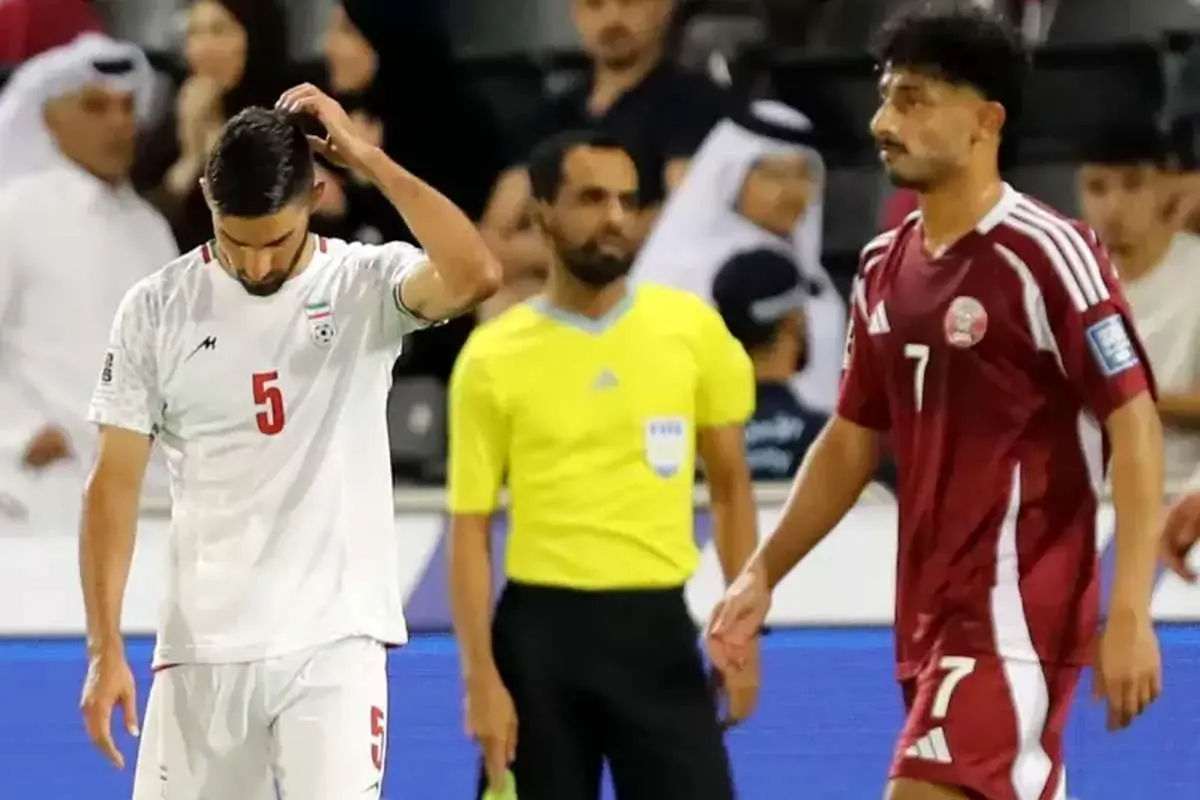 صحنه بحث برانگیز بازی ایران-کاتار ؛ ایران رسماً به داوری اعتراض کرد