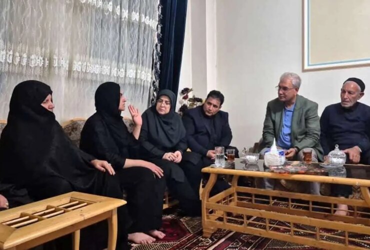 برای دیدن علی ربی و فاطمه موهجرانی الاهه حسین گریه در خانه نجاد