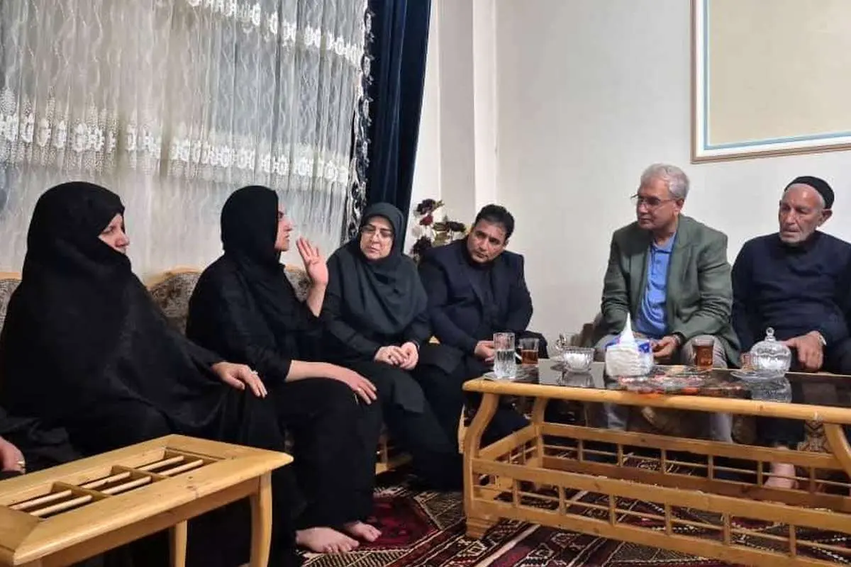 برای دیدن علی ربی و فاطمه موهجرانی الاهه حسین گریه در خانه نجاد