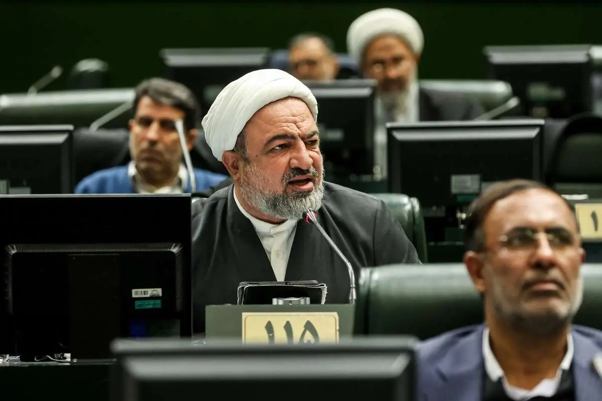 خط بیان برای دولت ؛ مادانی زاده در حال حاضر از نظر قانونی واجد شرایط نیست