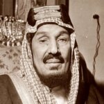 "اولین پادشاه عربستان سعودی و دو مهمان کامل شتر" ؛ 1326