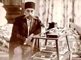 تصویر ؛ مظفر الدین شاه و بزرگان فرانسوی