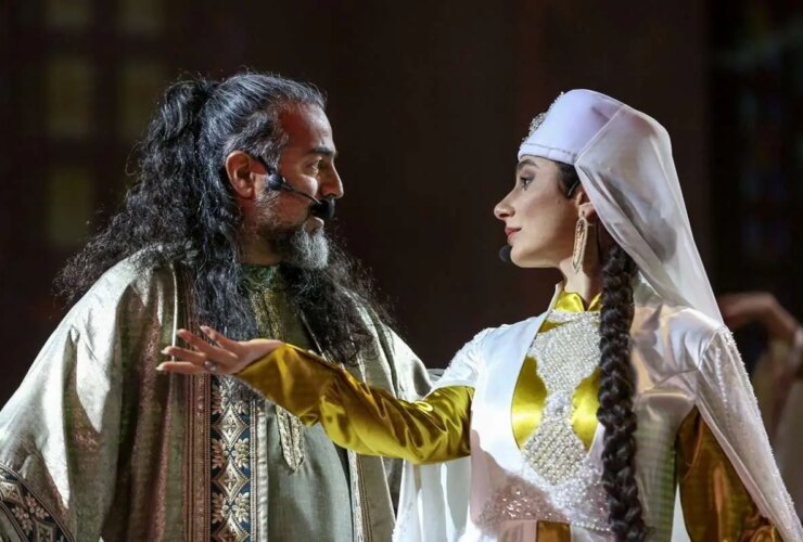 تصاویر اپرای Shida ، پرواز Homay