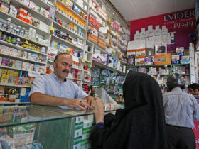 داروخانه ها طبق معمول خدمات خود را ارائه می دهند