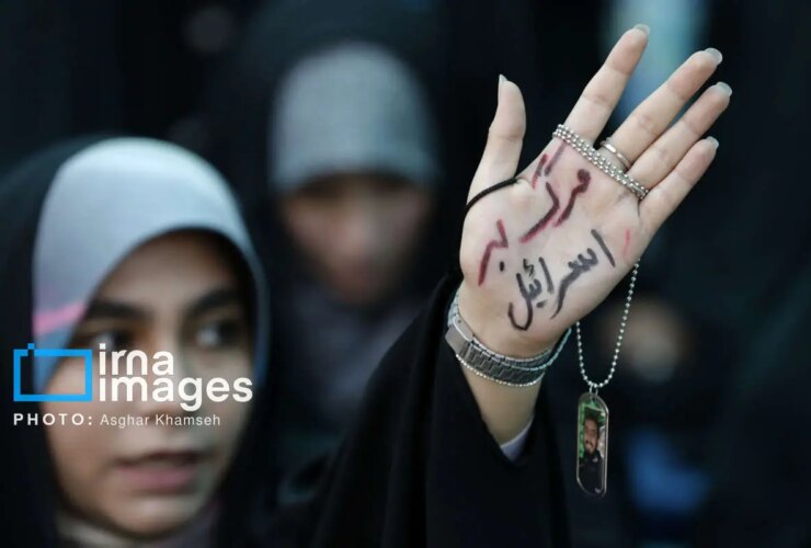 تصاویر لبه های نماز جمعه در تهران