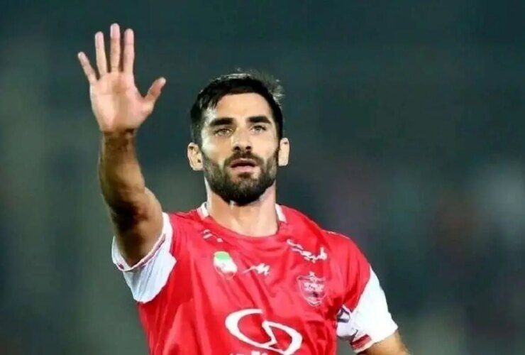 میهن ستاره Persepolis از پاسخ شاعرانه پشتیبانی می کند