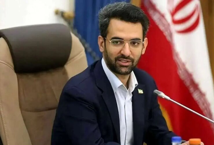 پاسخ آذری جهرمی به توقف 6 پاسخ آذری جهرمی به توقف