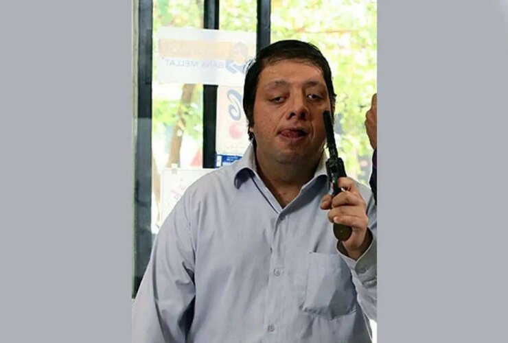 فارشاد حسینی درگذشت