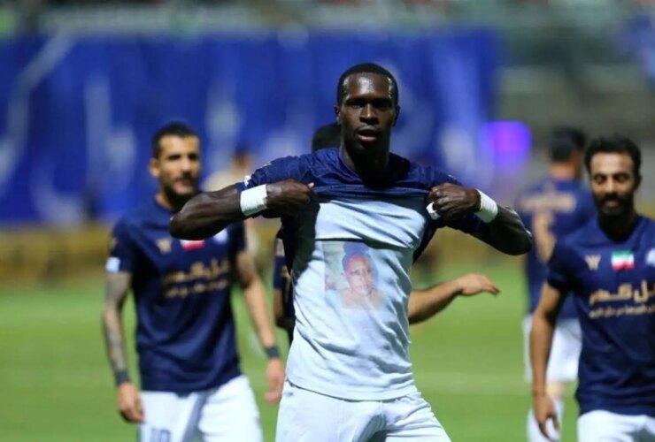 ستاره تیم تارتار به استقلال خود نزدیک شد 7 ستاره تیم تارتار به استقلال خود نزدیک شد