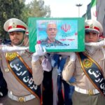 مراسم مراسم تشییع جنازه عمومی Bagheri و سردار حاجیزاد