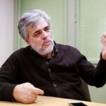 واکنش مهاجرت به "بازی اینترنتی": آیا فکر می کنید قبل از صحبت کردن؟
