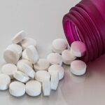عوارض متفورمین چیست و چه کسی نباید متفورمین را مصرف کند؟