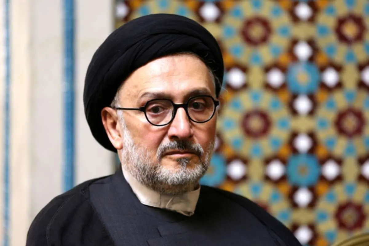 Abtahi: تنها راه گوش دادن به دیدگاه های رهبری 4 Abtahi: تنها راه گوش دادن به دیدگاه های رهبری