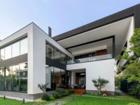 این یک معماری خارجی نیست ؛ در اینجا مازندران ، معماری شمالی و خانه فردووس است!