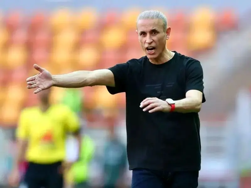 بررسی ستاره های فولادی Golmohammadi