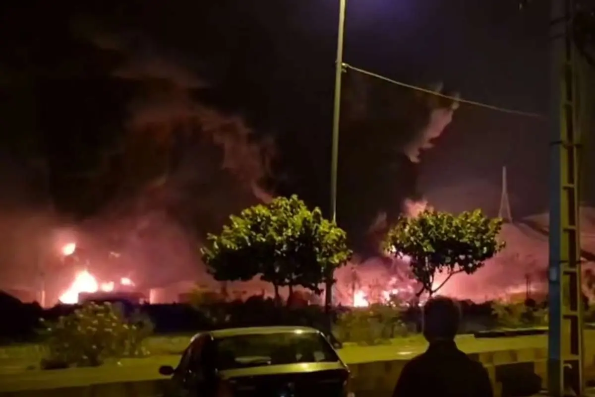 تصاویر آتش نشانی شهر در غرب تهران 4 تصاویر آتش نشانی شهر در غرب تهران