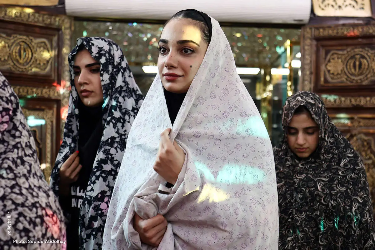تصاویر دختران والیبال تیم ملی در امامزاده صالح 4 تصاویر دختران والیبال تیم ملی در امامزاده صالح