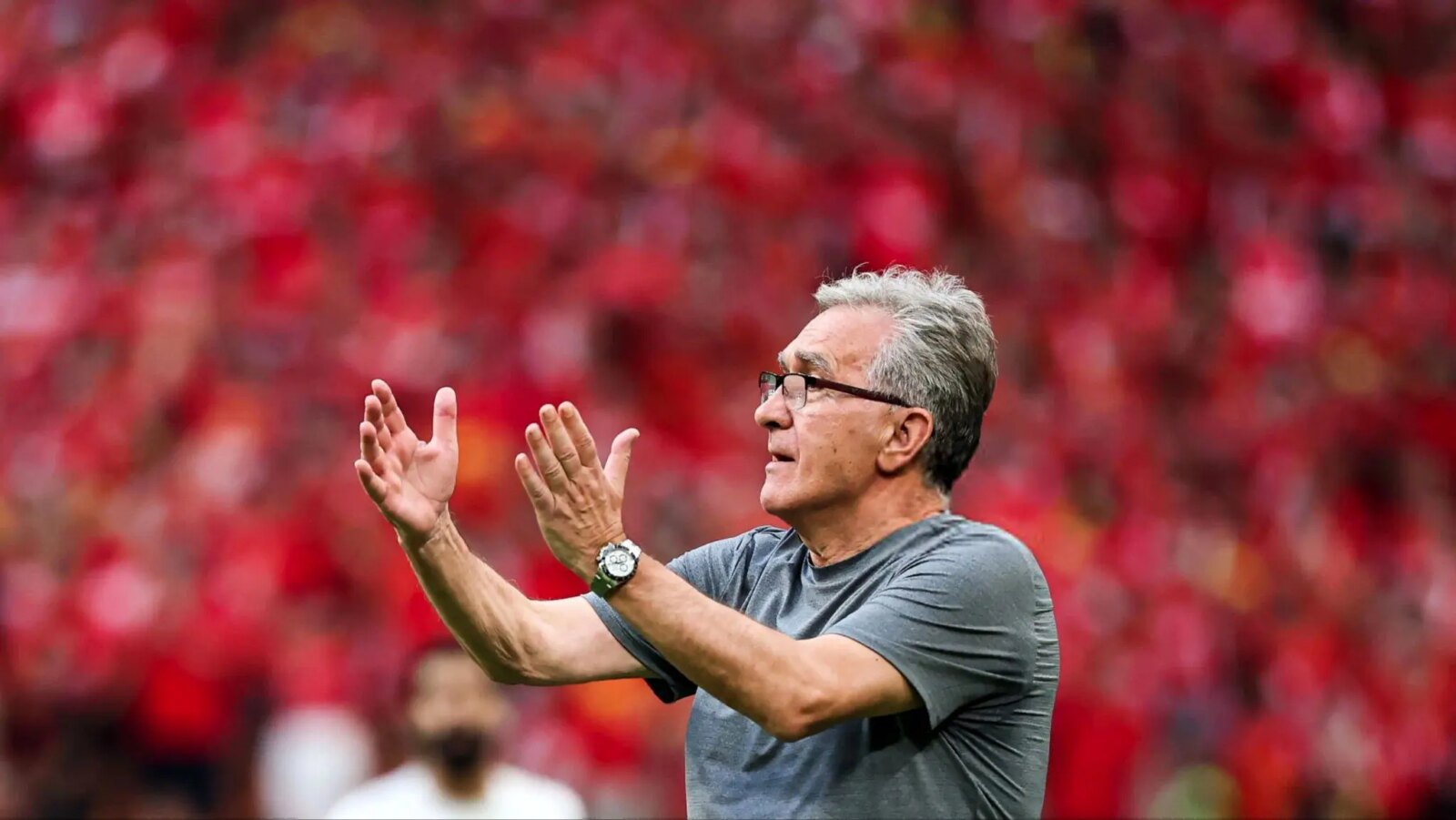 جدایی احتمالی اسماعیل کارتال از پرسپولیس ؛ با مربی جدید آشنا شوید