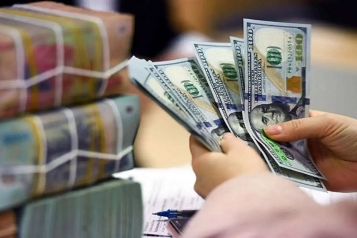 خریداران دلار برف 4 خریداران دلار برف