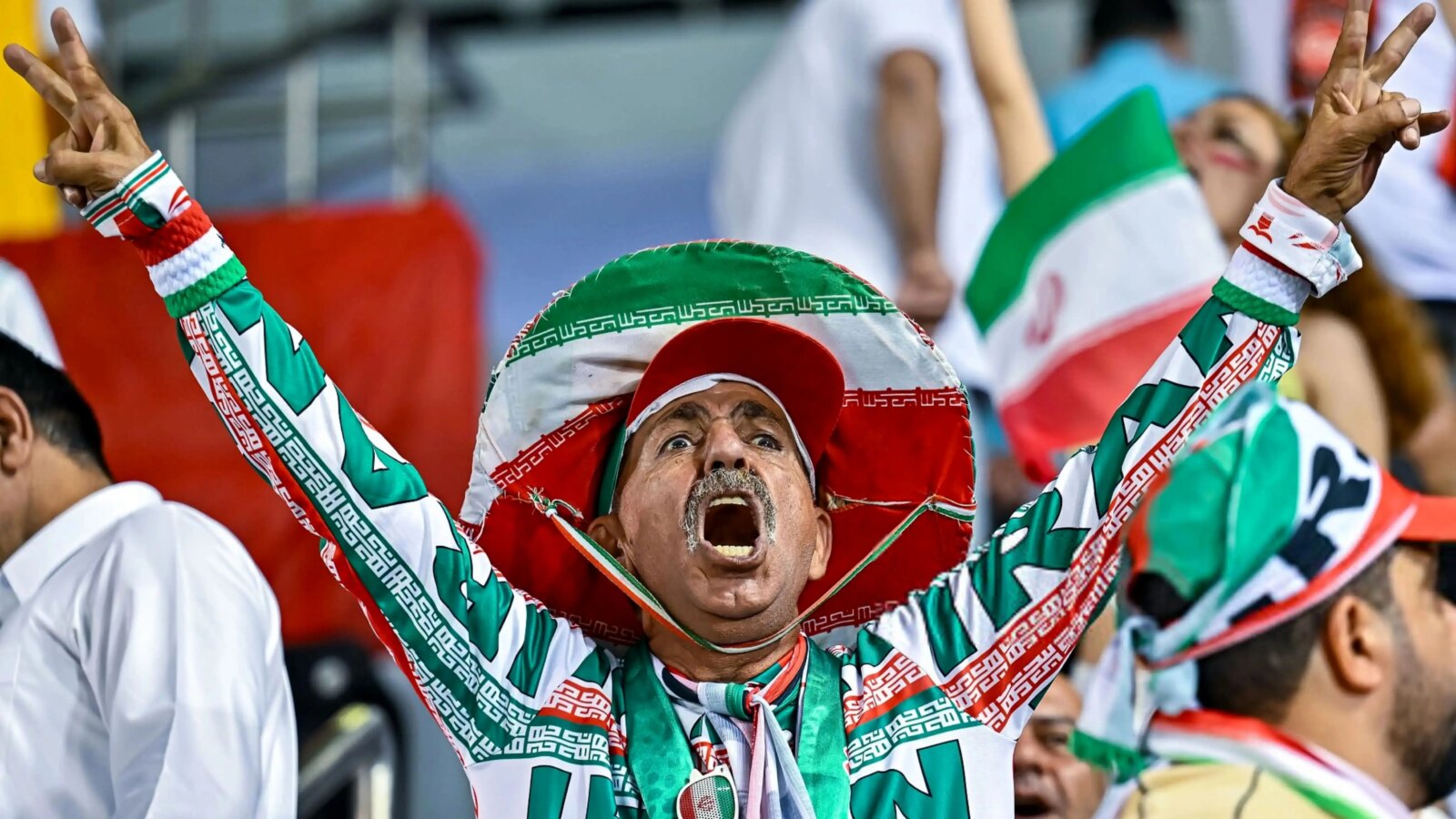 قانون جدید ترامپ علیه ایرانی ها ؛ وظیفه جام جهانی چیست؟
