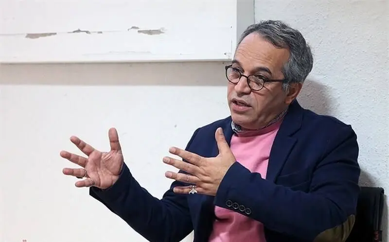 محمد حسین لطیفی: من تهران نیستم و اگر ملاقات کنم احساس می کنم