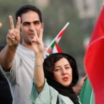 "ملت ایران" چه کاری انجام داد؟