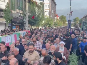 وجود سخنگوی وزارت امور خارجه در مراسم تشییع جنازه آستانا اشرفیه شهدا