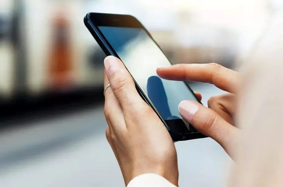 وقتی اینترنت ندارید ؛ تلفن خود را به بیدار کردن توتاکی تبدیل کنید
