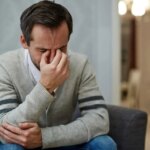 چرا بدون هیچ دلیلی گریه می کنیم؟