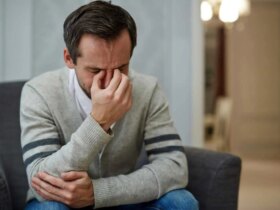 چرا بدون هیچ دلیلی گریه می کنیم؟