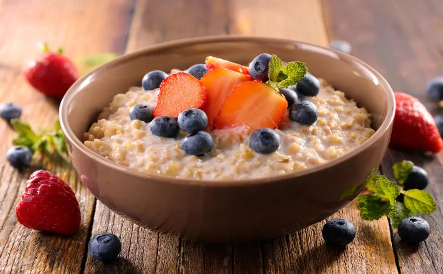چه چیزی بخوریم ، راحت بخوابم؟