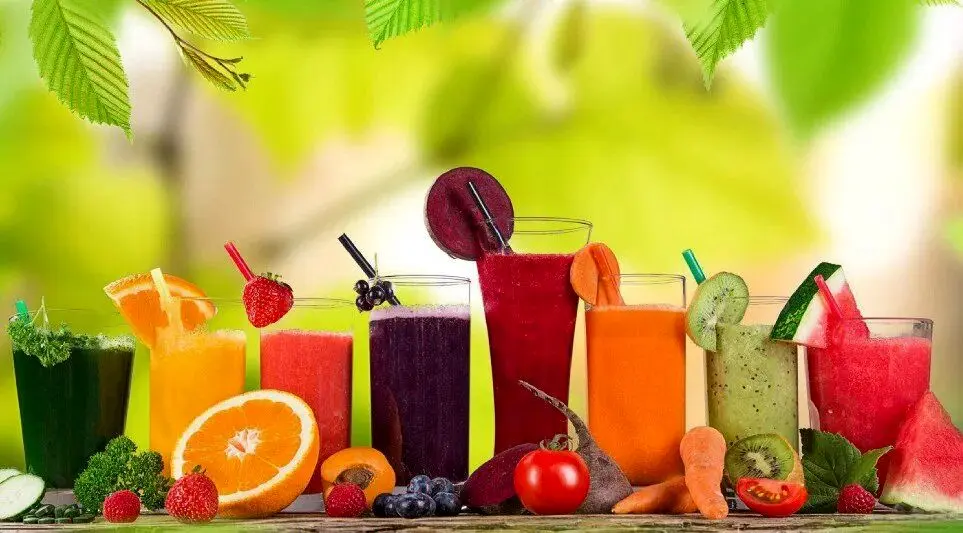 چگونه یک اسموتی خوشمزه و خوشمزه درست کنیم